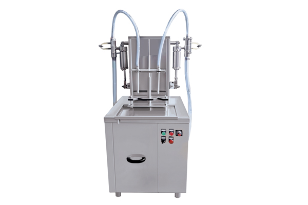 Semi Volumetric Liquid Filling Machine